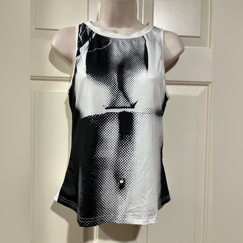 🧨Shein woman large US 8-10 sleeveless tank top